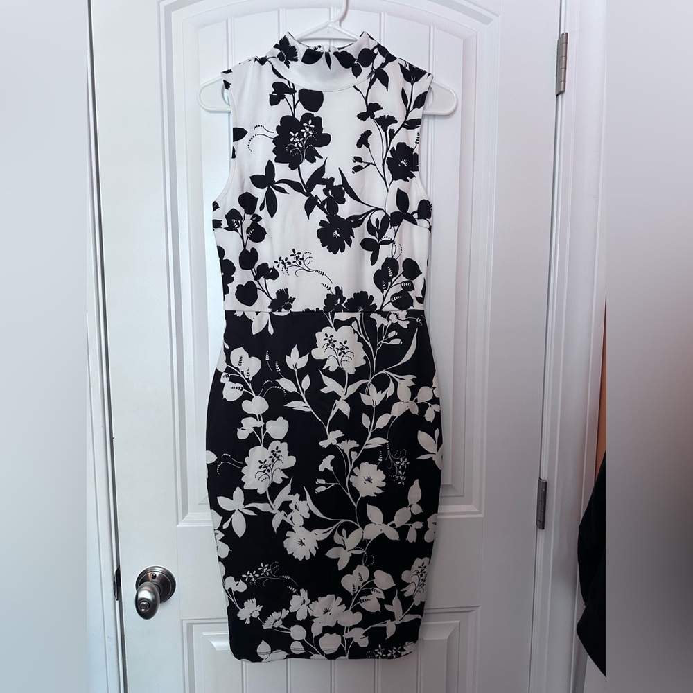 VENUS Black and White Floral Midi Dress